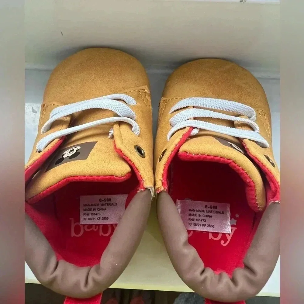 Disney Baby Bundle of 4 pairs of baby shoes (Size 6-9Months) - Picture 9 of 15